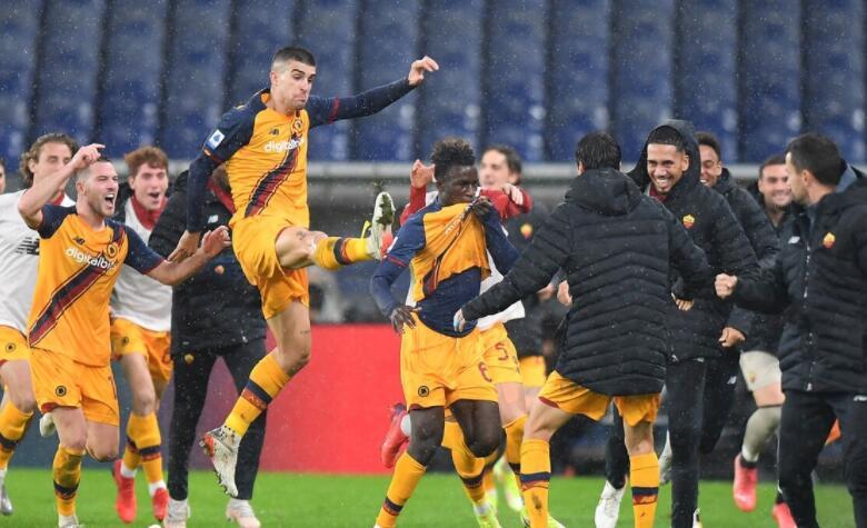  亚特兰大小将梅开二度助球队跻身前三  