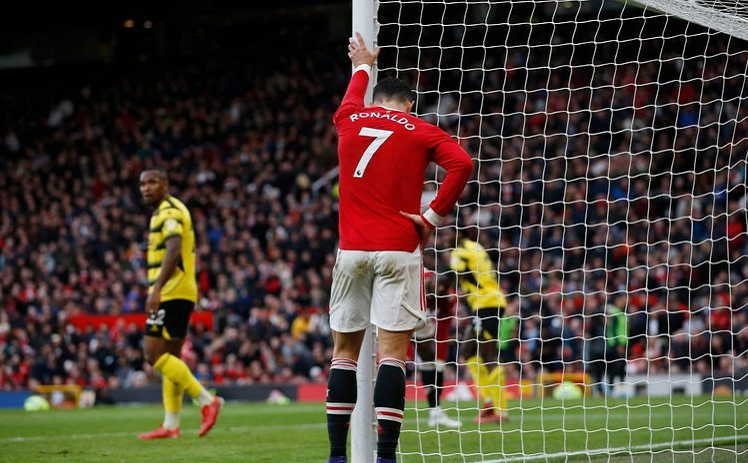  里昂锋线全面开花，四球横扫保级对手